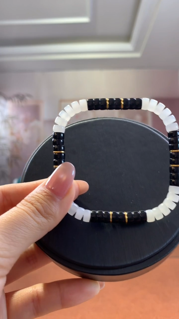 未镶嵌和田玉挂件墨玉白玉手串