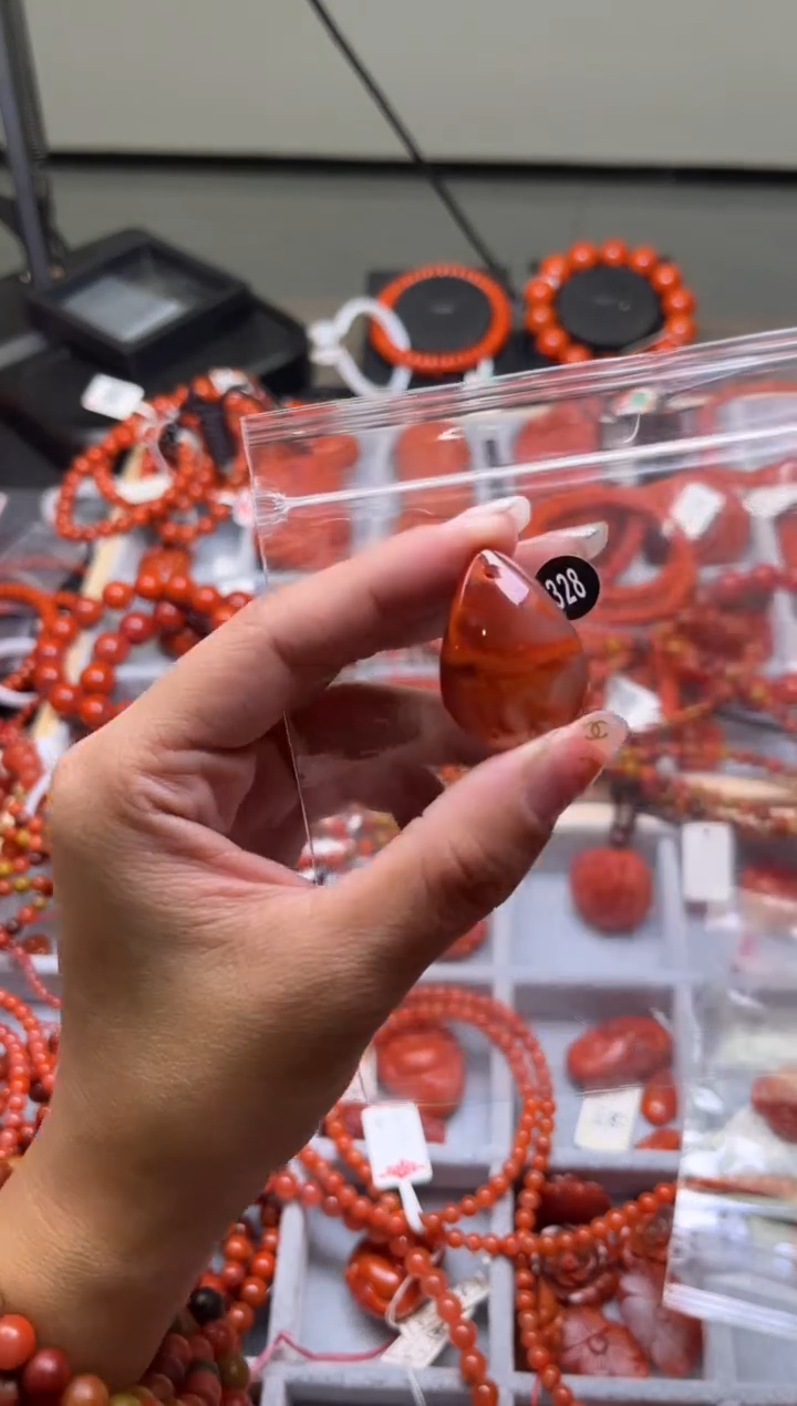 【闪购商品】南红玛瑙珠宝奇石未镶嵌328