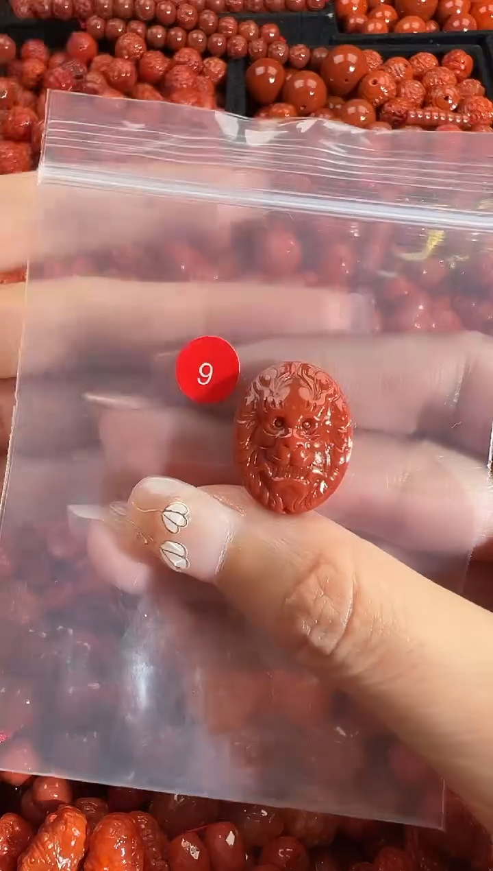 颈饰未镶嵌南红玛瑙1