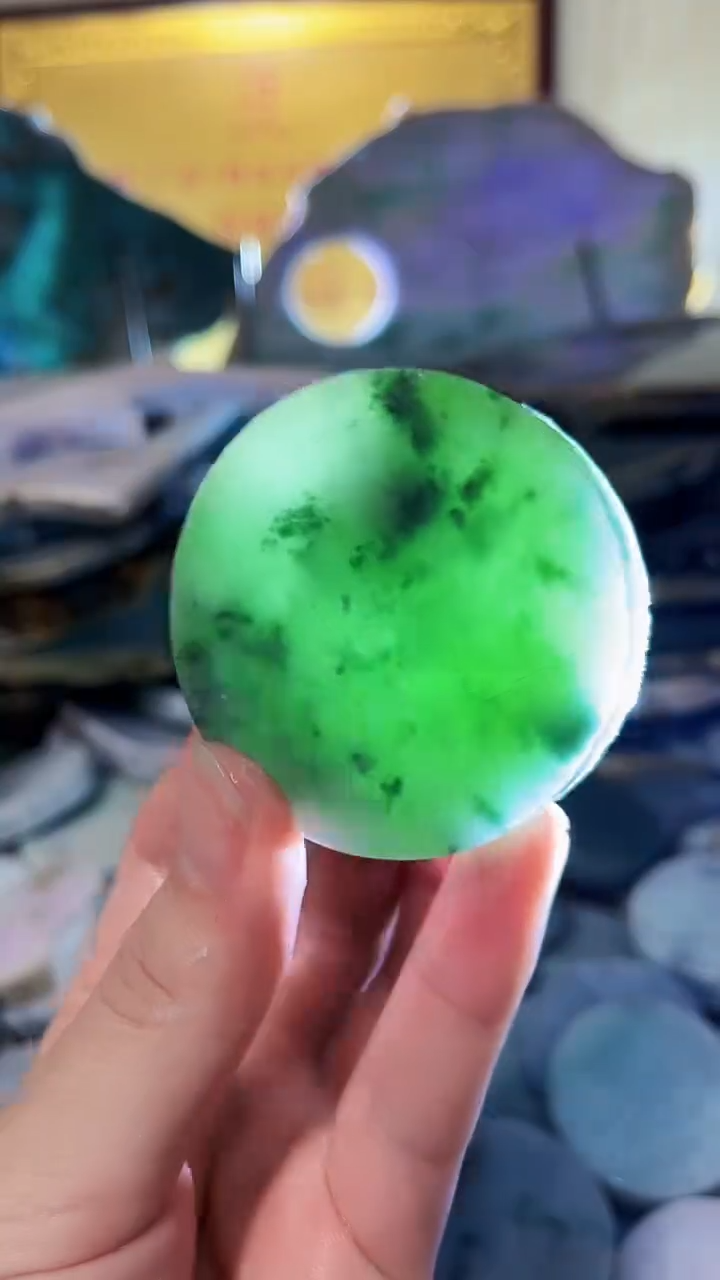 【闪购商品】翡翠颈饰未镶嵌A货白文1902