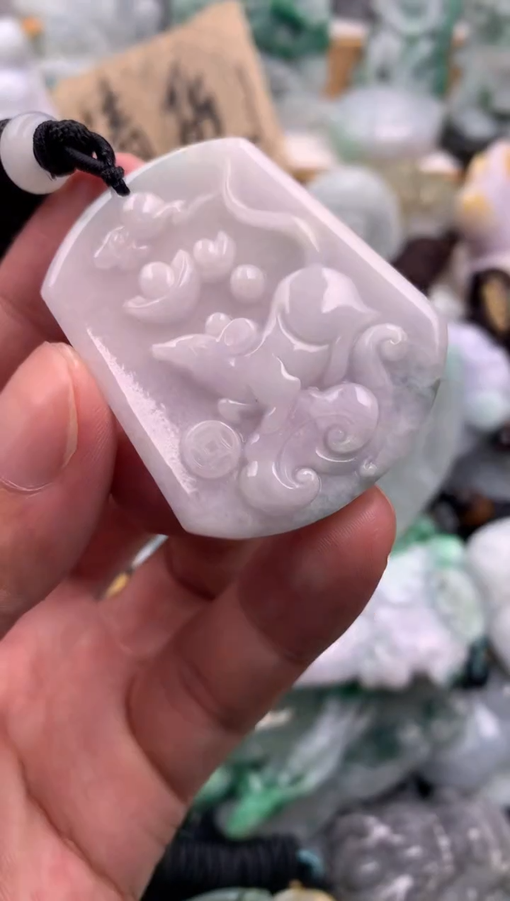 吊坠(不含链)未镶嵌翡翠1