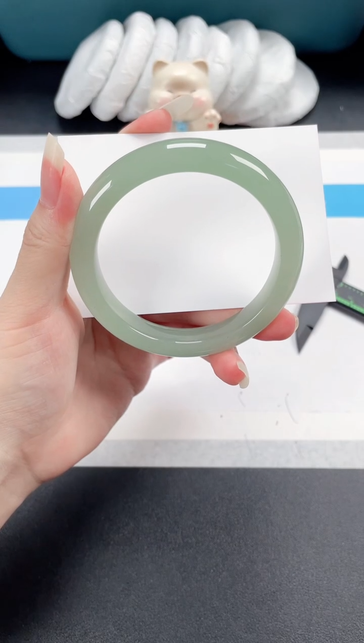 石英质玉手镯未镶嵌130-60.7