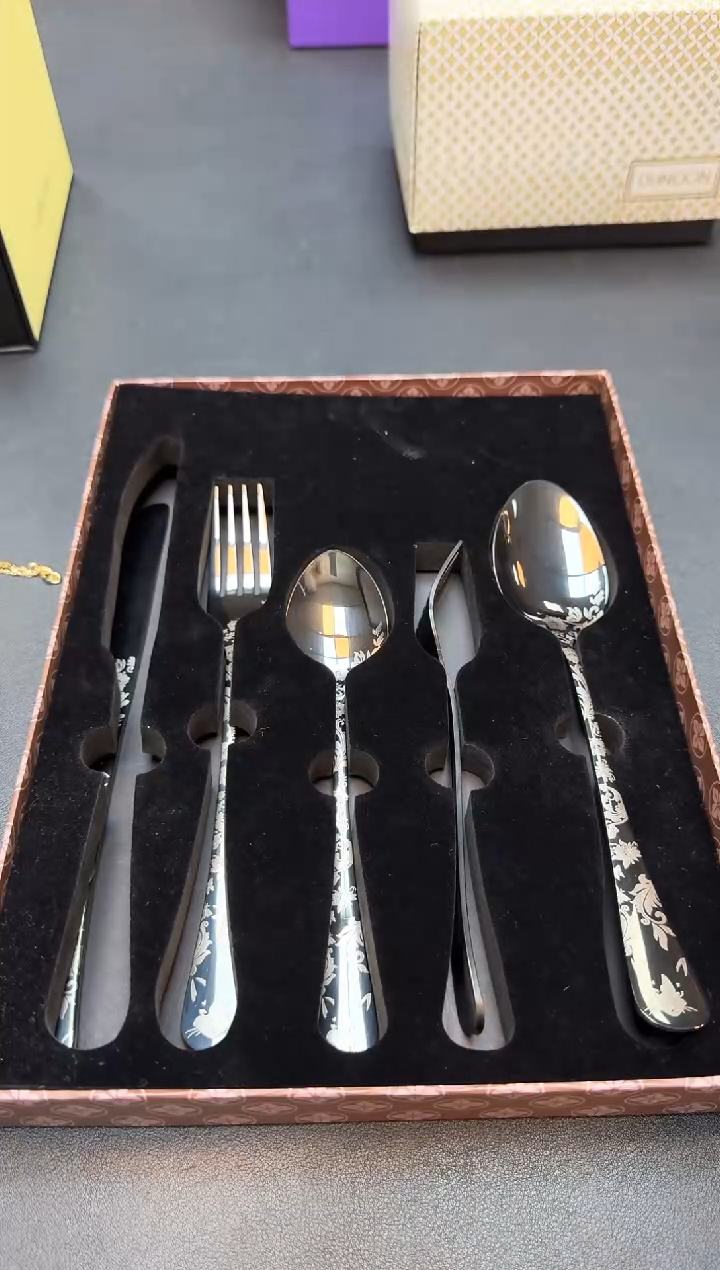 瓷片全新正品一件不留@@8P22