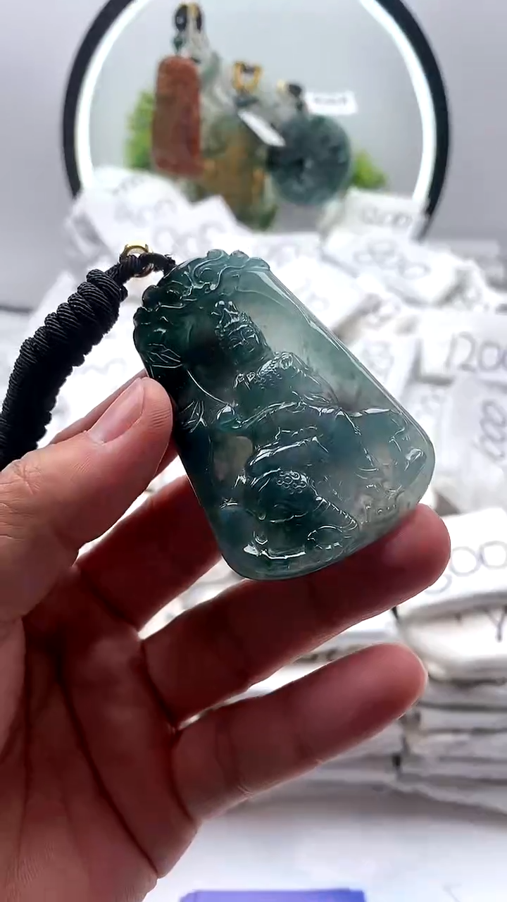 【闪购商品】翡翠颈饰未镶嵌普贤【品质一般介意慎拍】