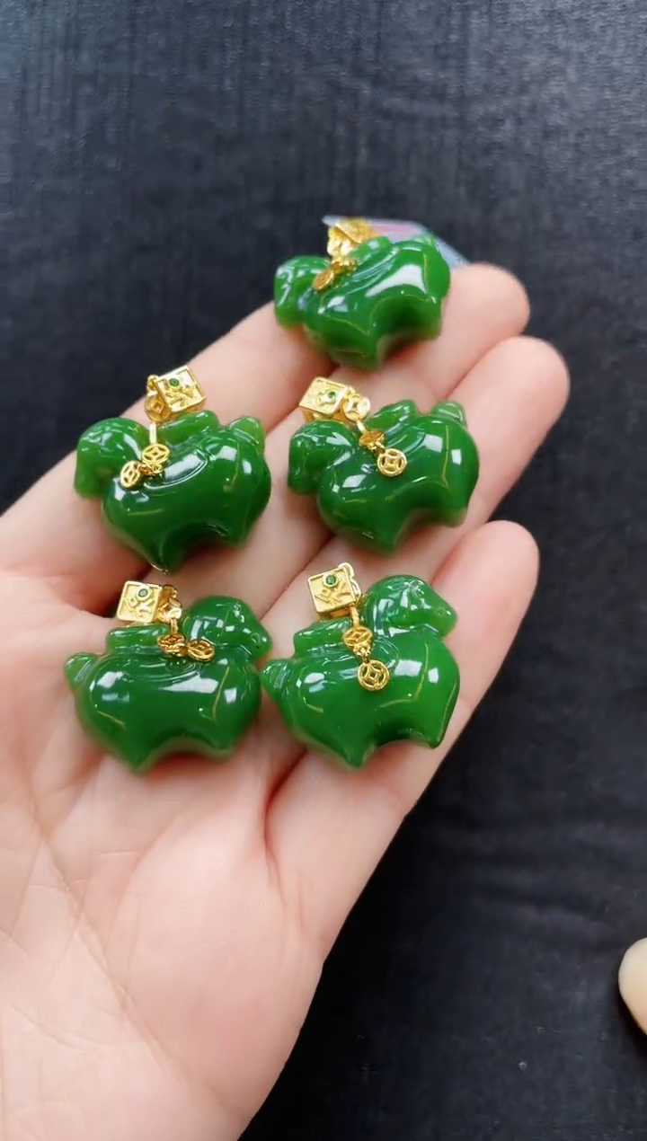 吊坠(赠链)银S925镶嵌和田玉多样性发一