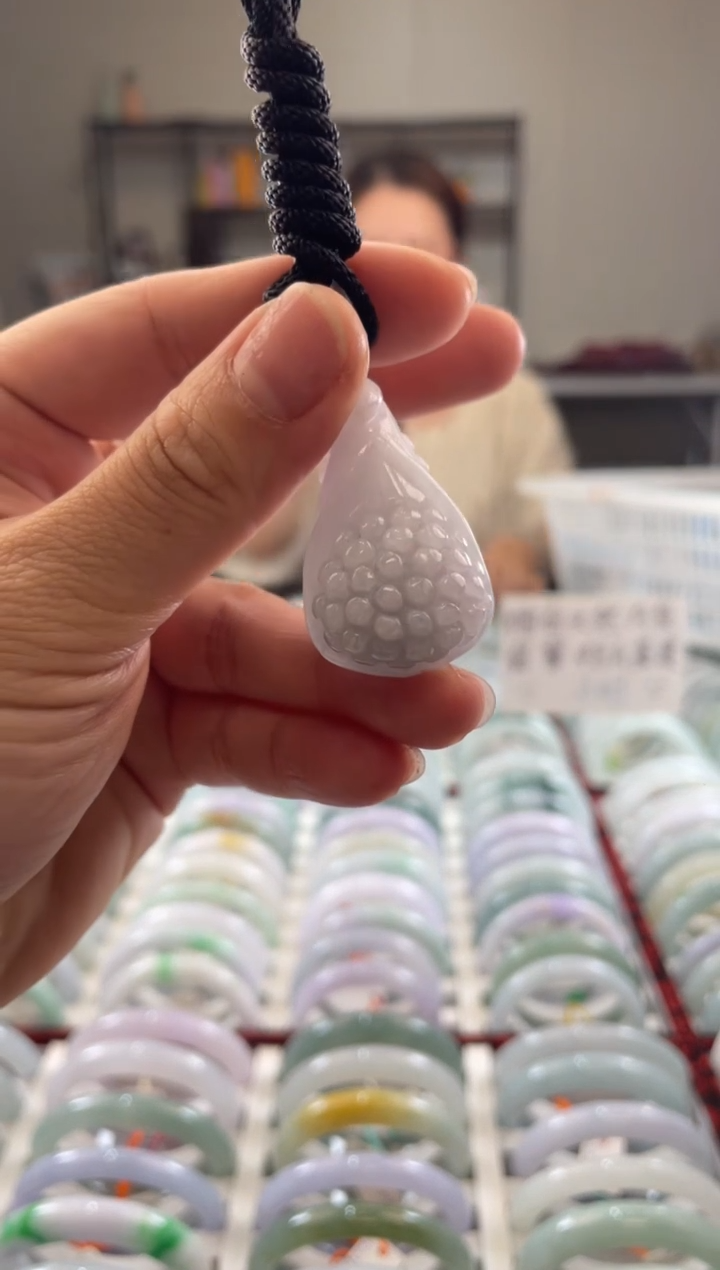 颈饰未镶嵌翡翠多样性发一