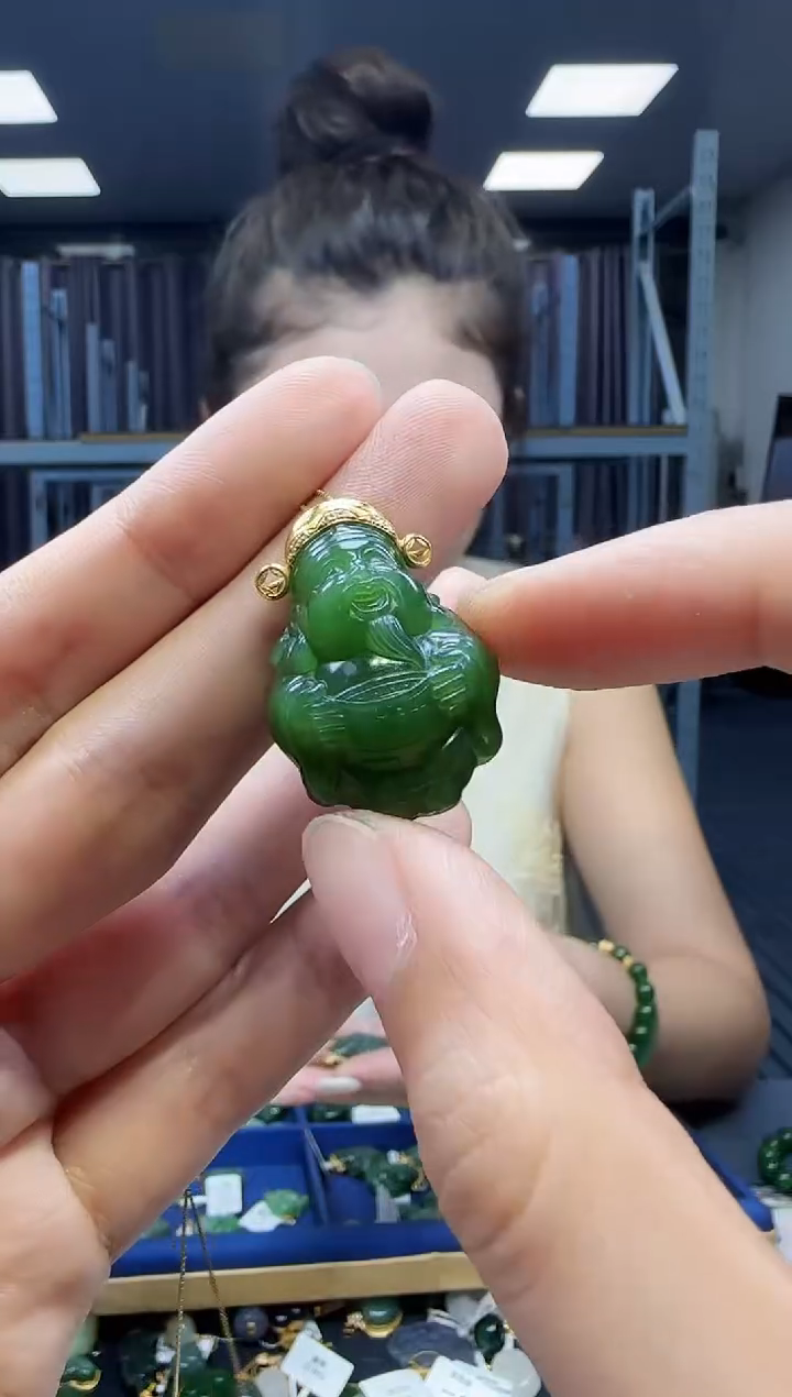 和田玉18K金镶嵌挂件 不含链