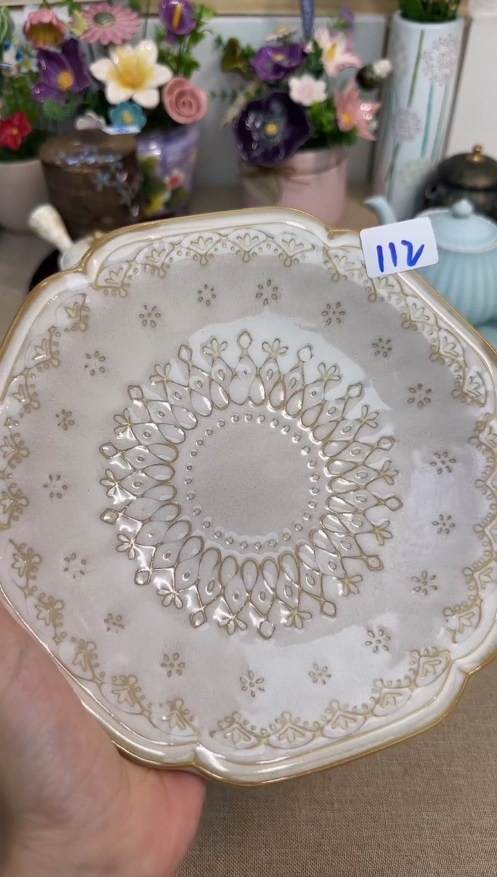 瓷片泡泡家的瓷器真好看