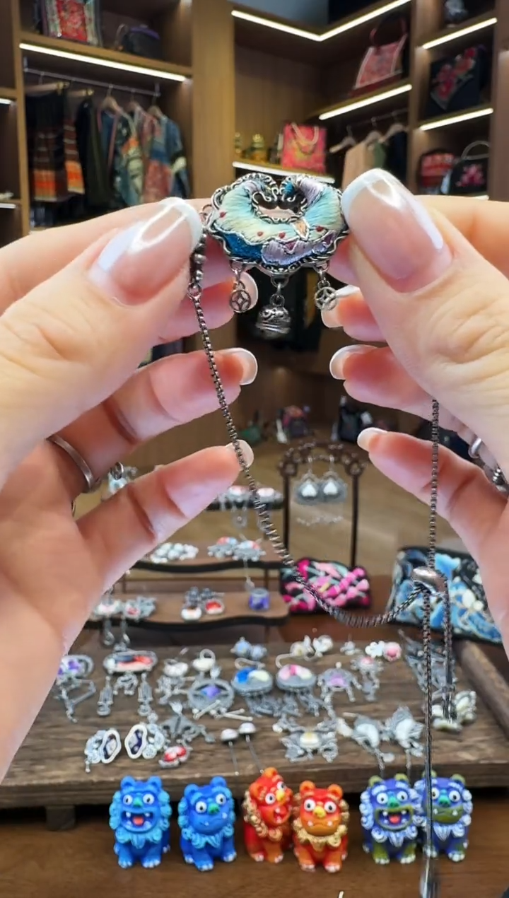 【闪购商品】织绣236黔东南苗族刺绣