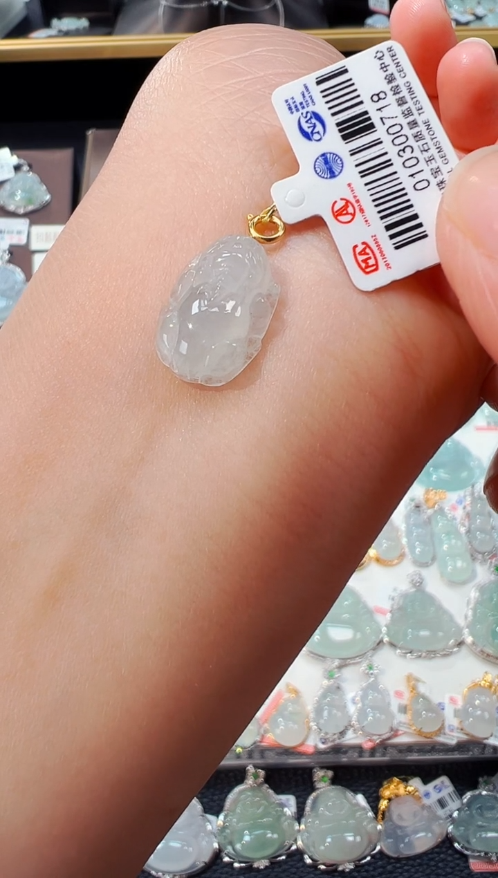 【闪购商品】翡翠吊坠(不含链)18K金镶嵌貔貅吊坠718
