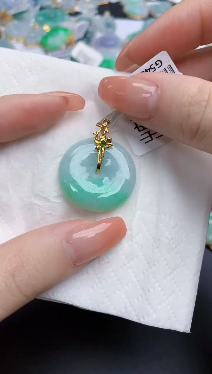 【闪购商品】翡翠颈饰18K金镶嵌天然缅甸翡翠A货