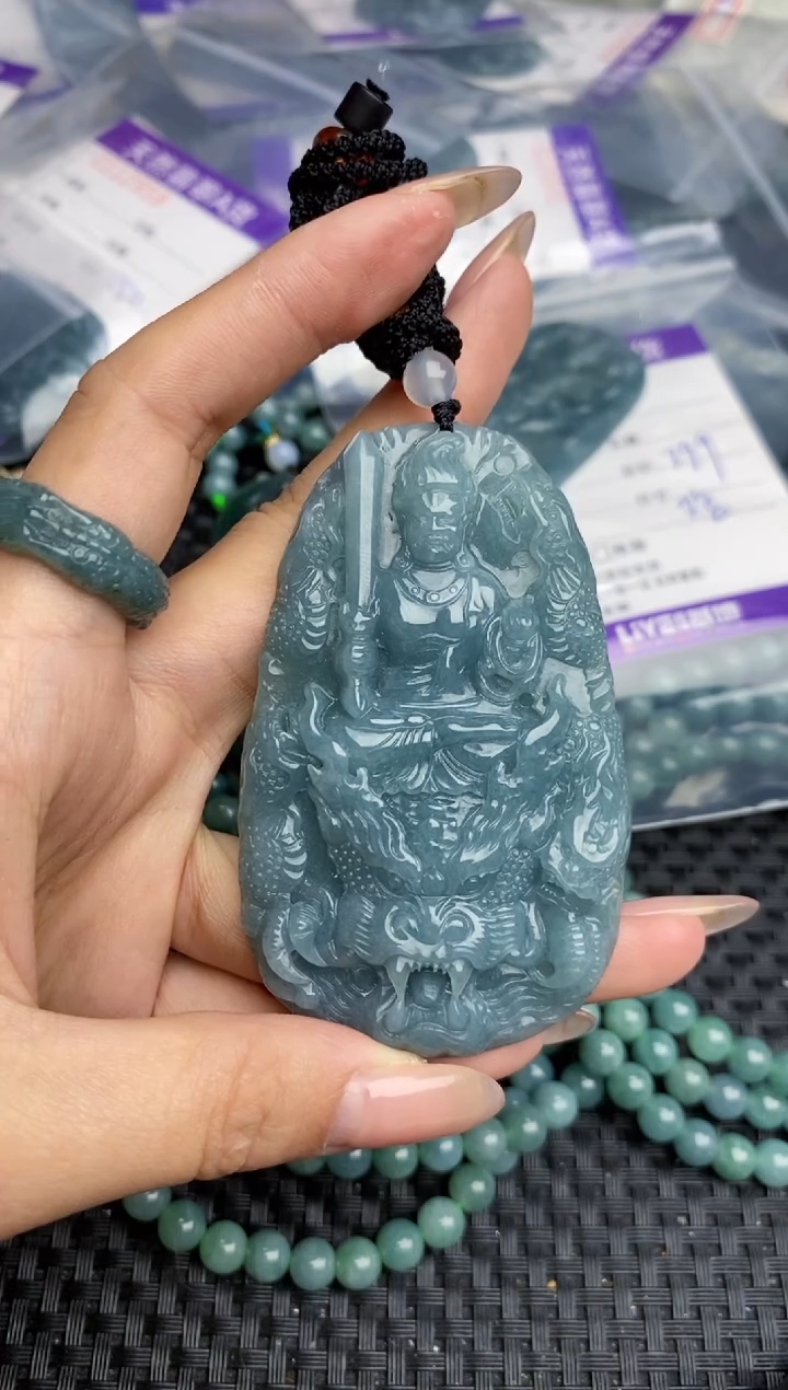 【闪购商品】翡翠颈饰未镶嵌111111111