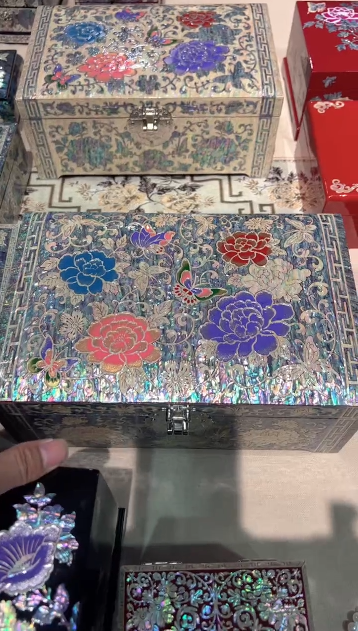 【闪购商品】紫底全满螺·弘贝雅螺钿漆器文化馆  