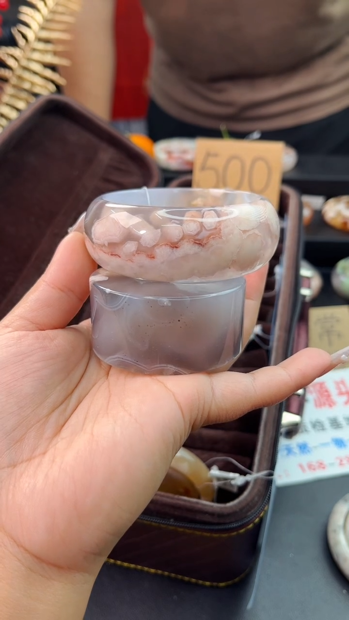 【闪购商品】石英质玉手镯未镶嵌赠送镯心（59圈口）