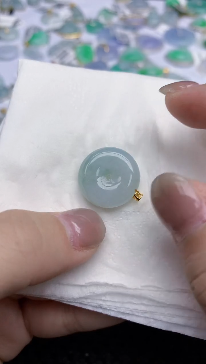 【闪购商品】翡翠颈饰18K金镶嵌天然翡翠A货天然翡翠A货