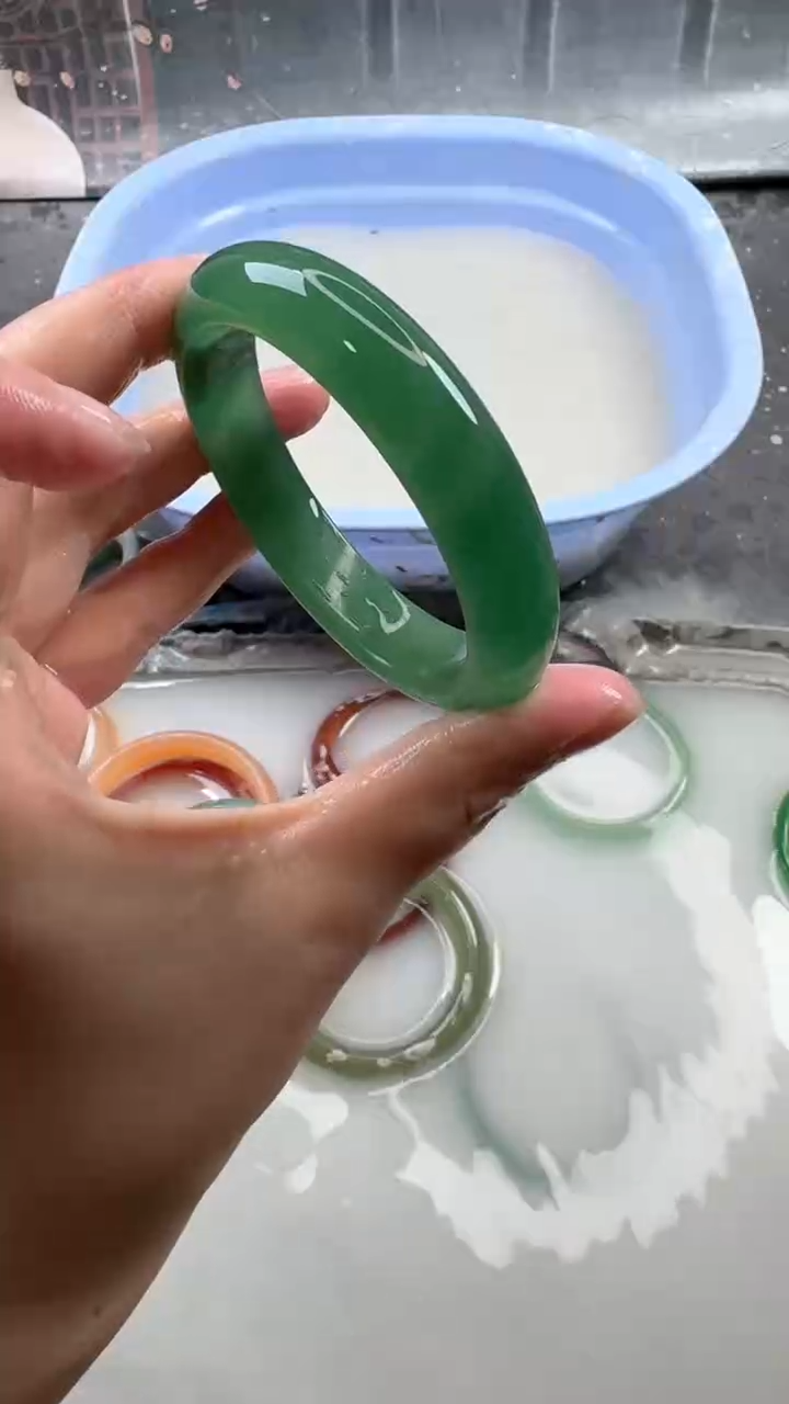 【闪购商品】石英质玉手镯未镶嵌104