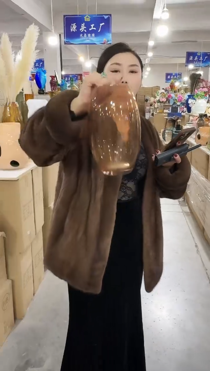 【闪购商品】玻璃私花贸易祁祁-微瑕--OVFNJ