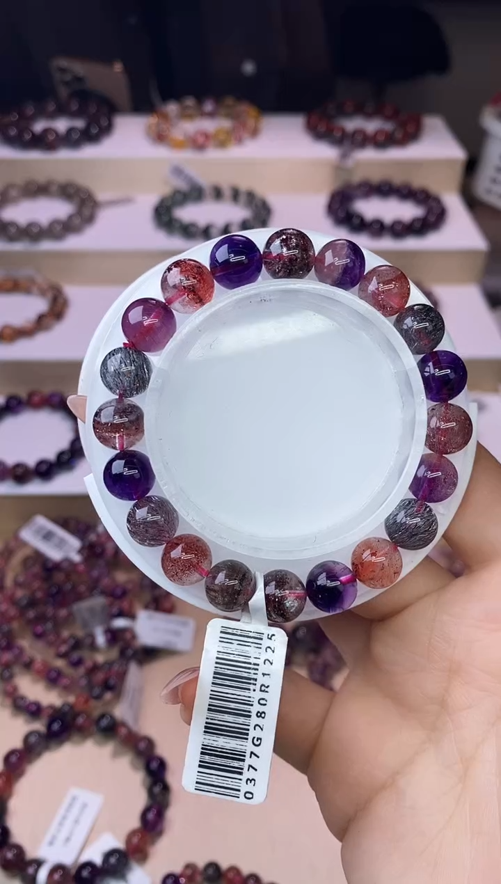 【闪购商品】水晶手链未镶嵌黑加仑超七单圈9m+