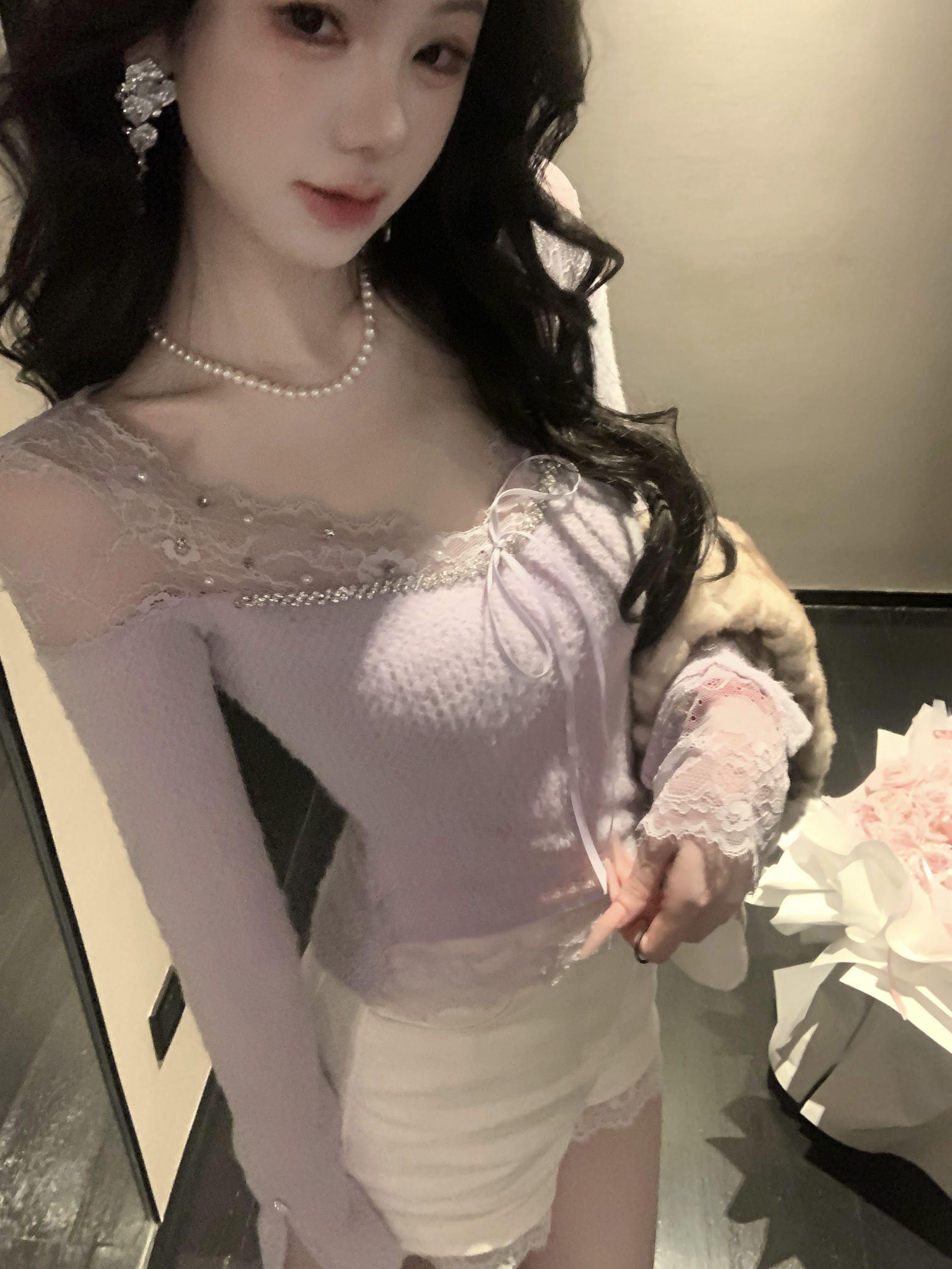 【雅乔定制】柔柔奶芙 蕾丝拼接打底上衣女长袖DYCC-25088329