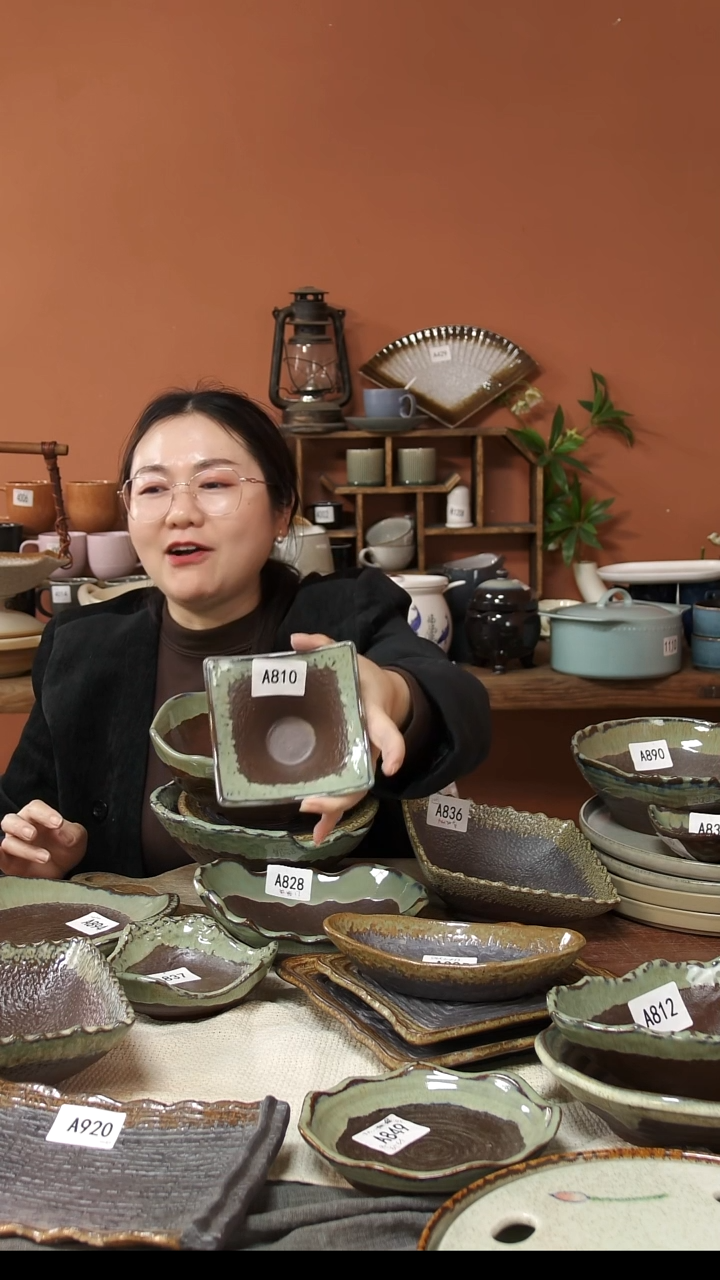 陶瓷A810陶瓷粗陶红泥四角一个微瑕11*6.5