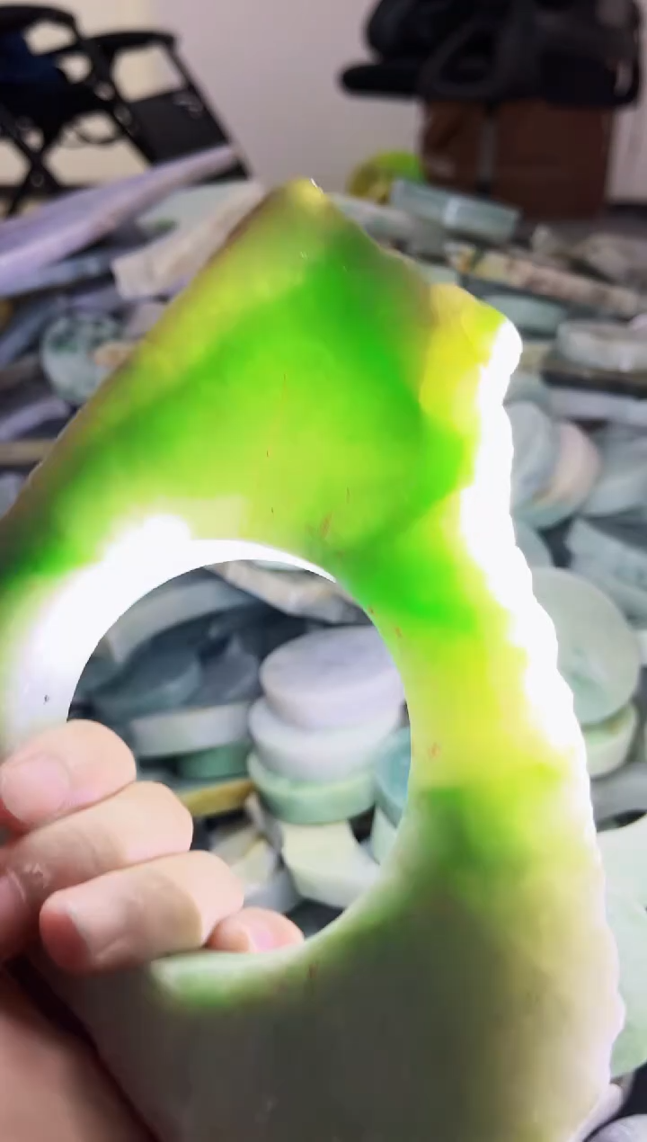 【闪购商品】翡翠挂件未镶嵌A货康壹329