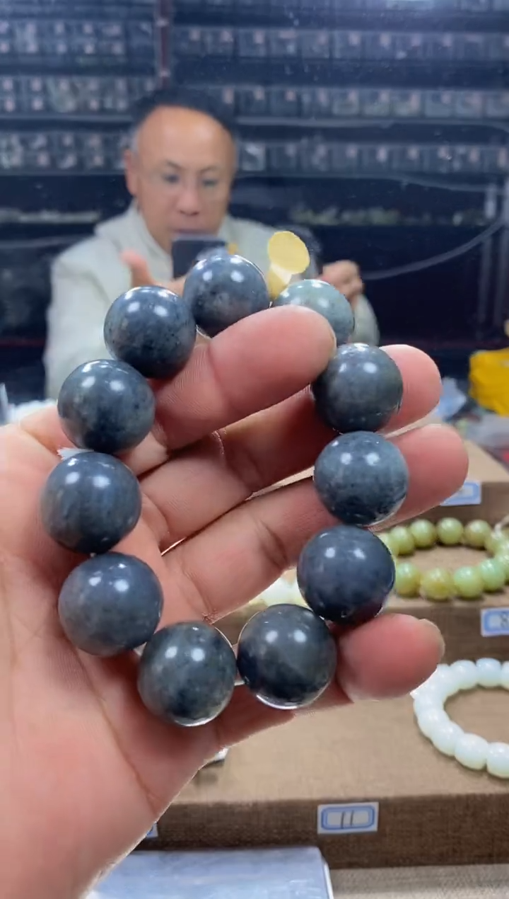 【闪购商品】和田玉手链未镶嵌，