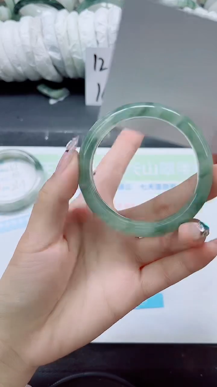 石英质玉手镯未镶嵌0282-58