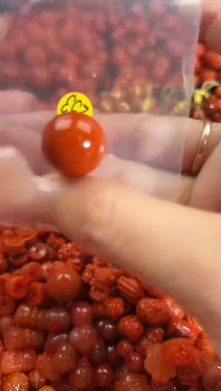 颈饰未镶嵌南红玛瑙16+