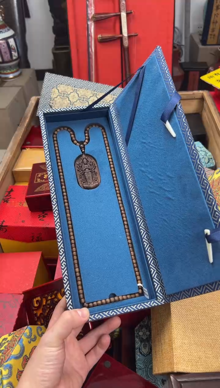 【闪购商品】沉香木手串————————————