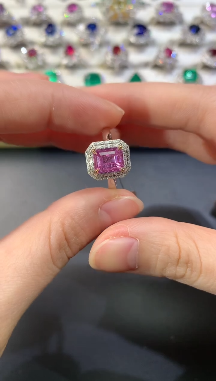 【闪购商品】彩色蓝宝石戒指18K金镶嵌D133|11800