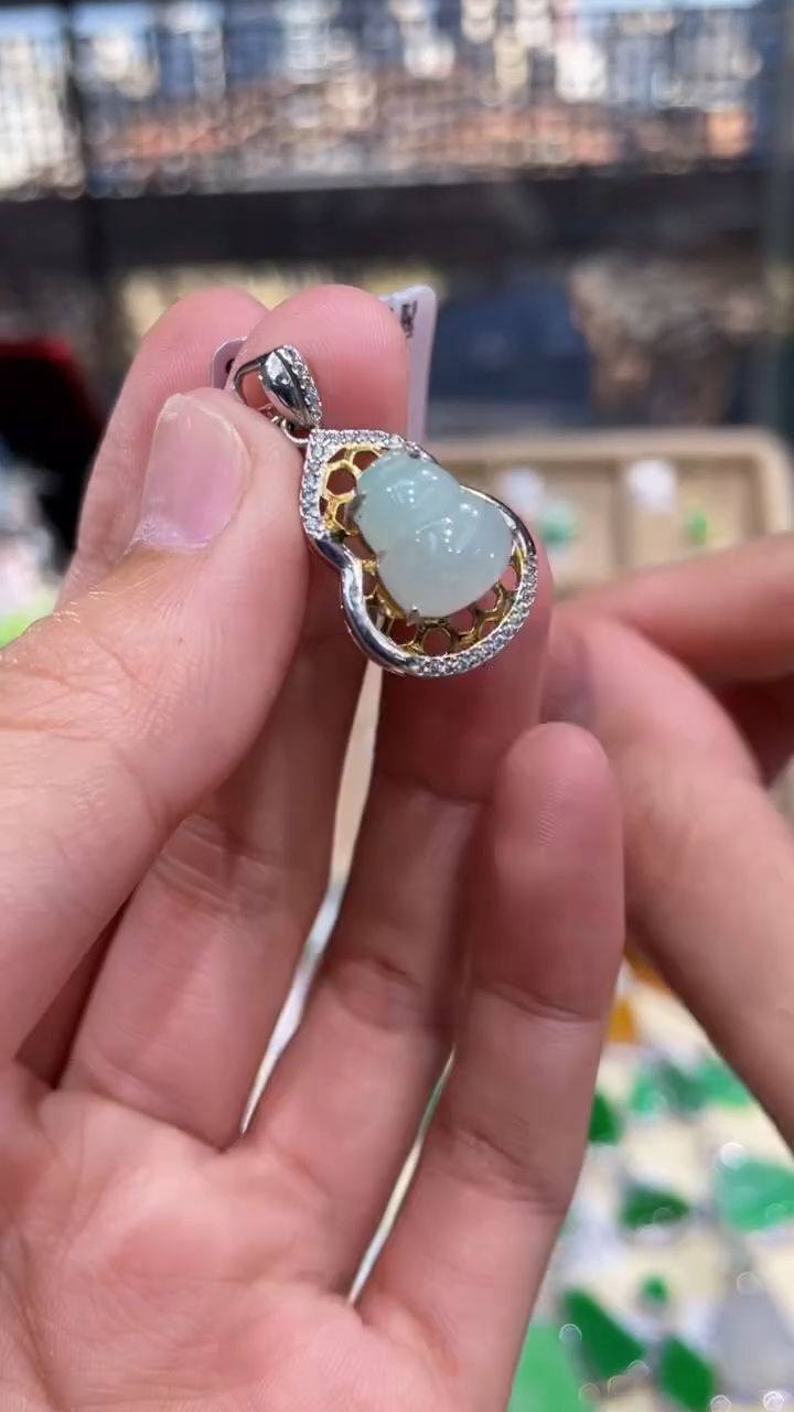 【闪购商品】翡翠吊坠(不含链)银S925镶嵌葫芦