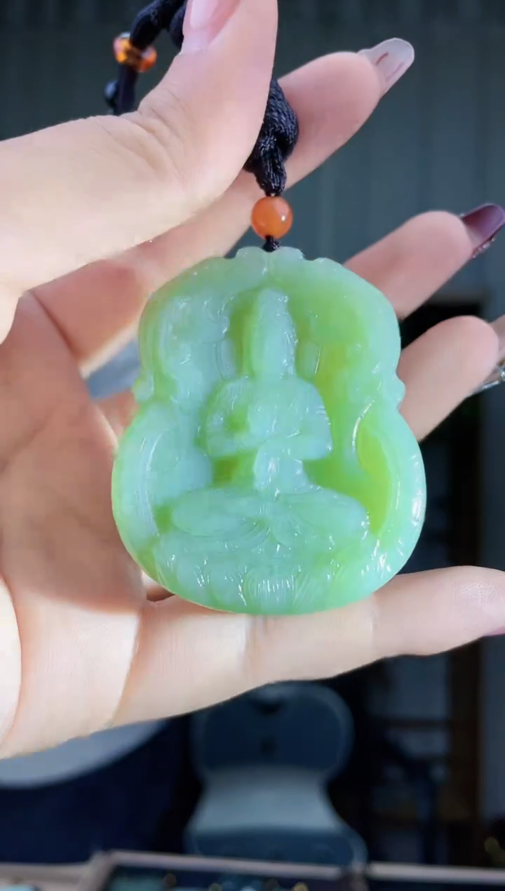 【闪购商品】和田玉挂件未镶嵌拍一发一，多样性发货