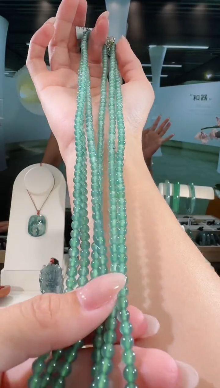 翡翠未镶嵌项链纯天然A货翡翠  长串（多样性发一）