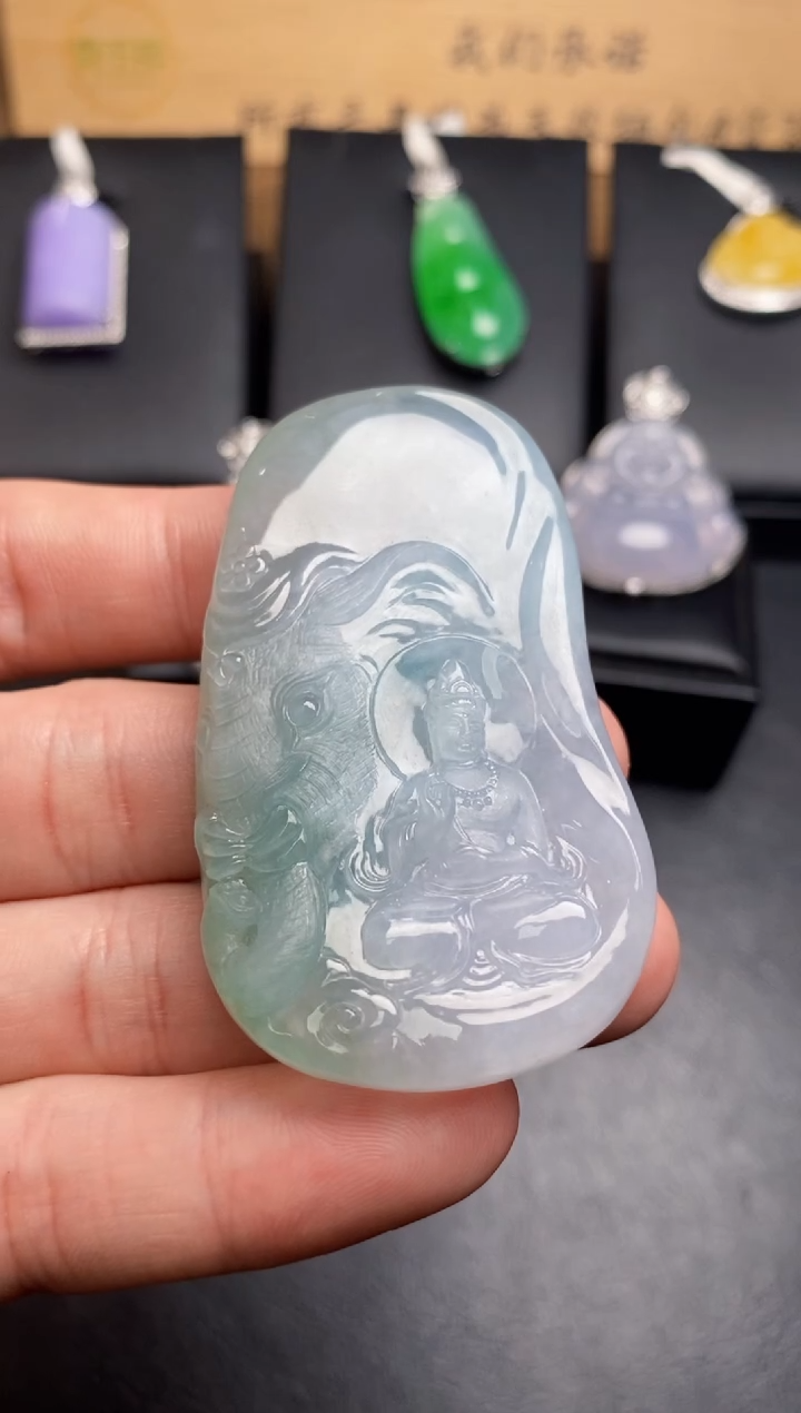 【闪购商品】翡翠颈饰未镶嵌翡翠