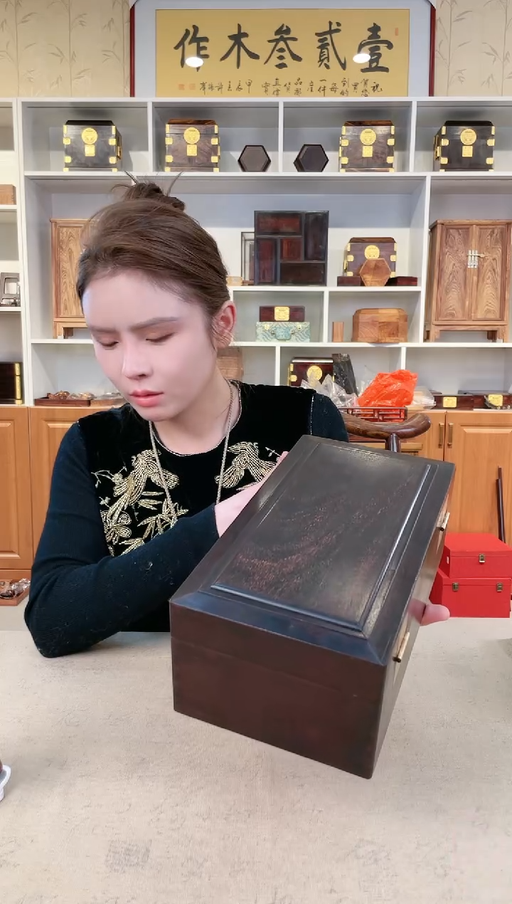 【闪购商品】木小叶紫檀 双层首饰盒30*16*11瑕疵