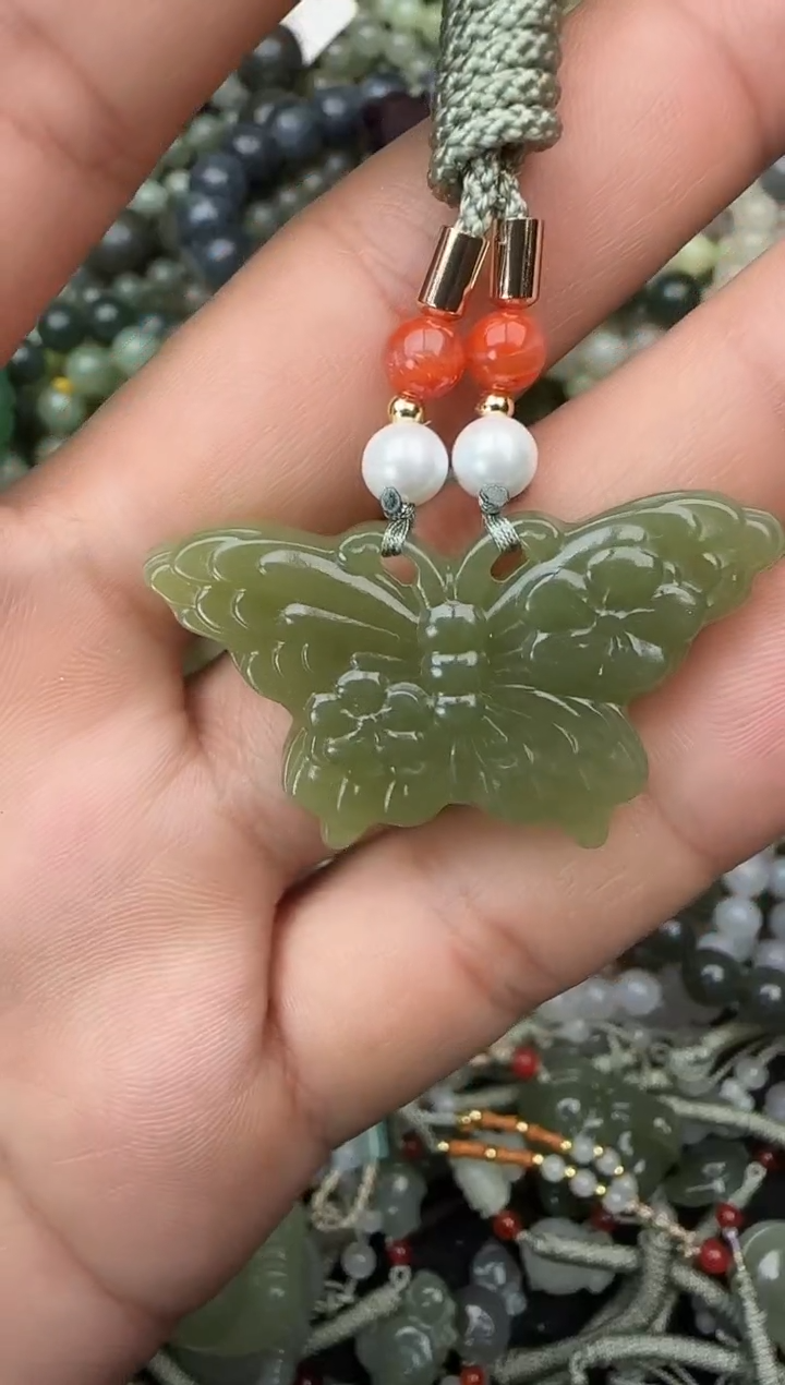 颈饰未镶嵌和田玉拍一发一