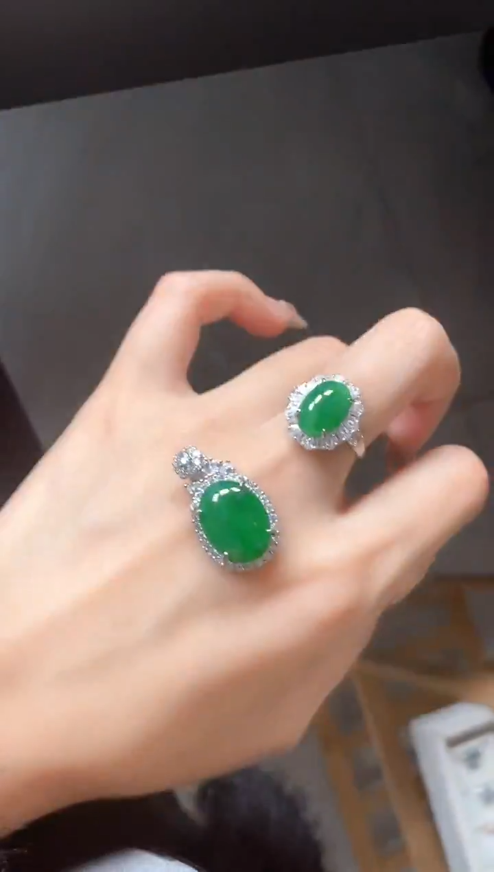 银S925镶嵌戒指翡翠51511
