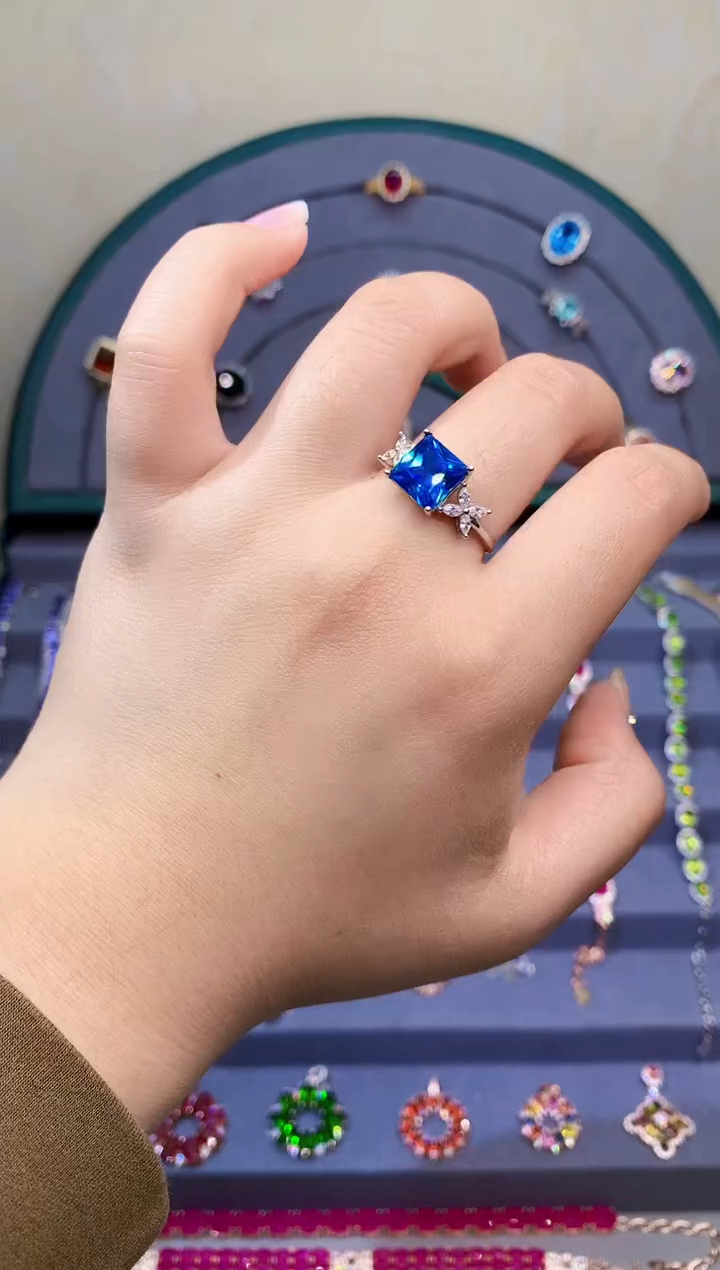 【闪购商品】托帕石戒指银S925镶嵌5100