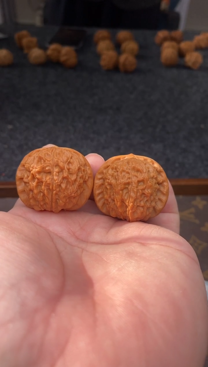 把件文玩核桃B233号37尺血麒麟