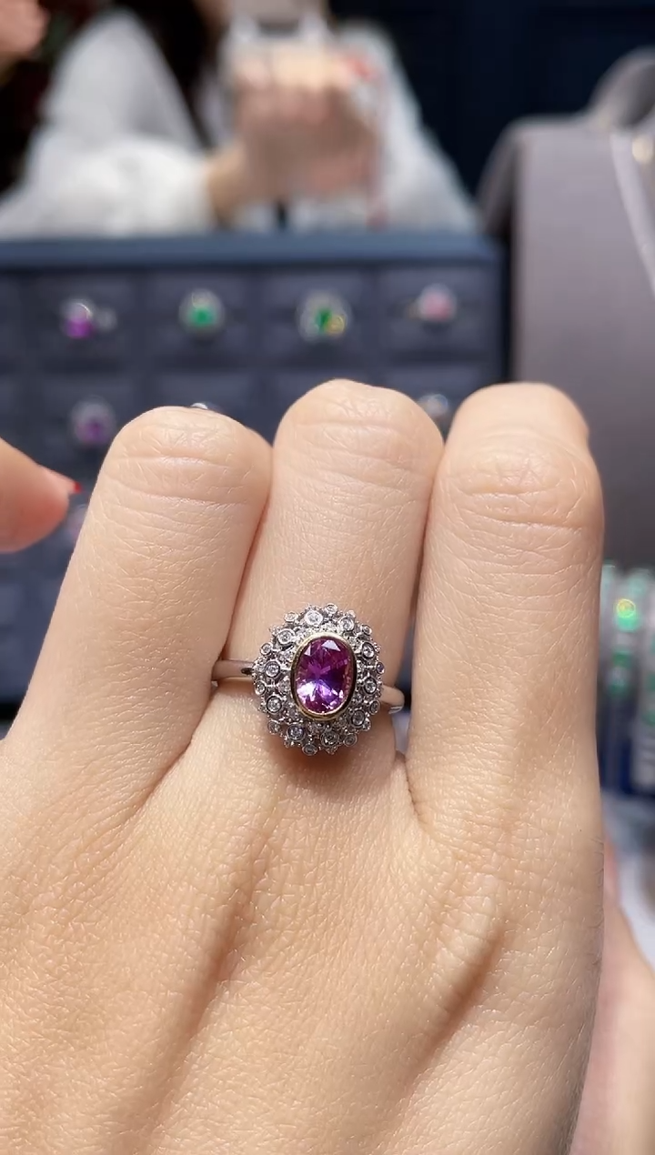 【闪购商品】蓝宝石戒指18K金镶嵌1.17克拉