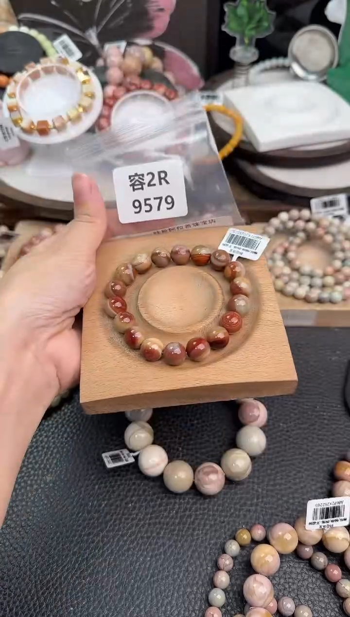 未镶嵌手链石英质玉k**?2R9579