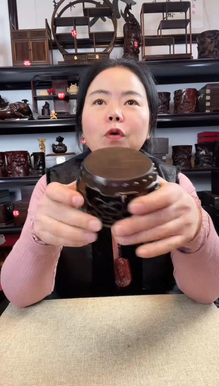 木新鼓老李红木工艺品