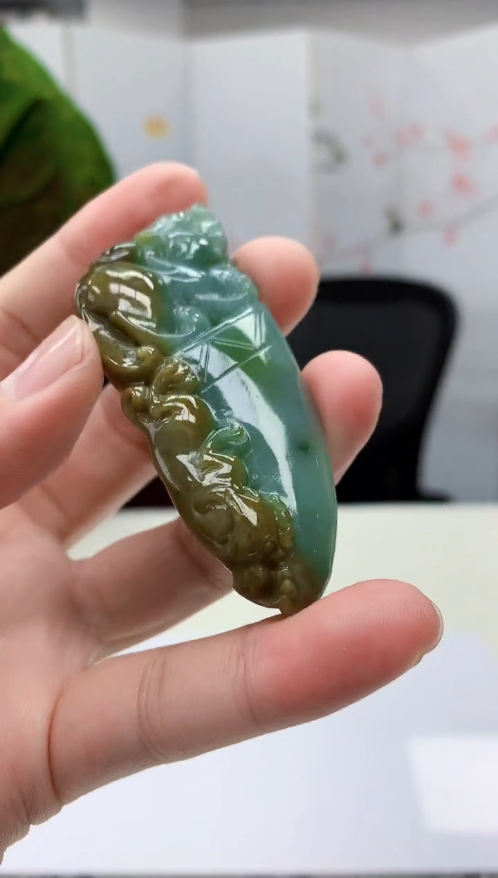 【闪购商品】定制翡翠未镶嵌4829bb-毛货挂件33