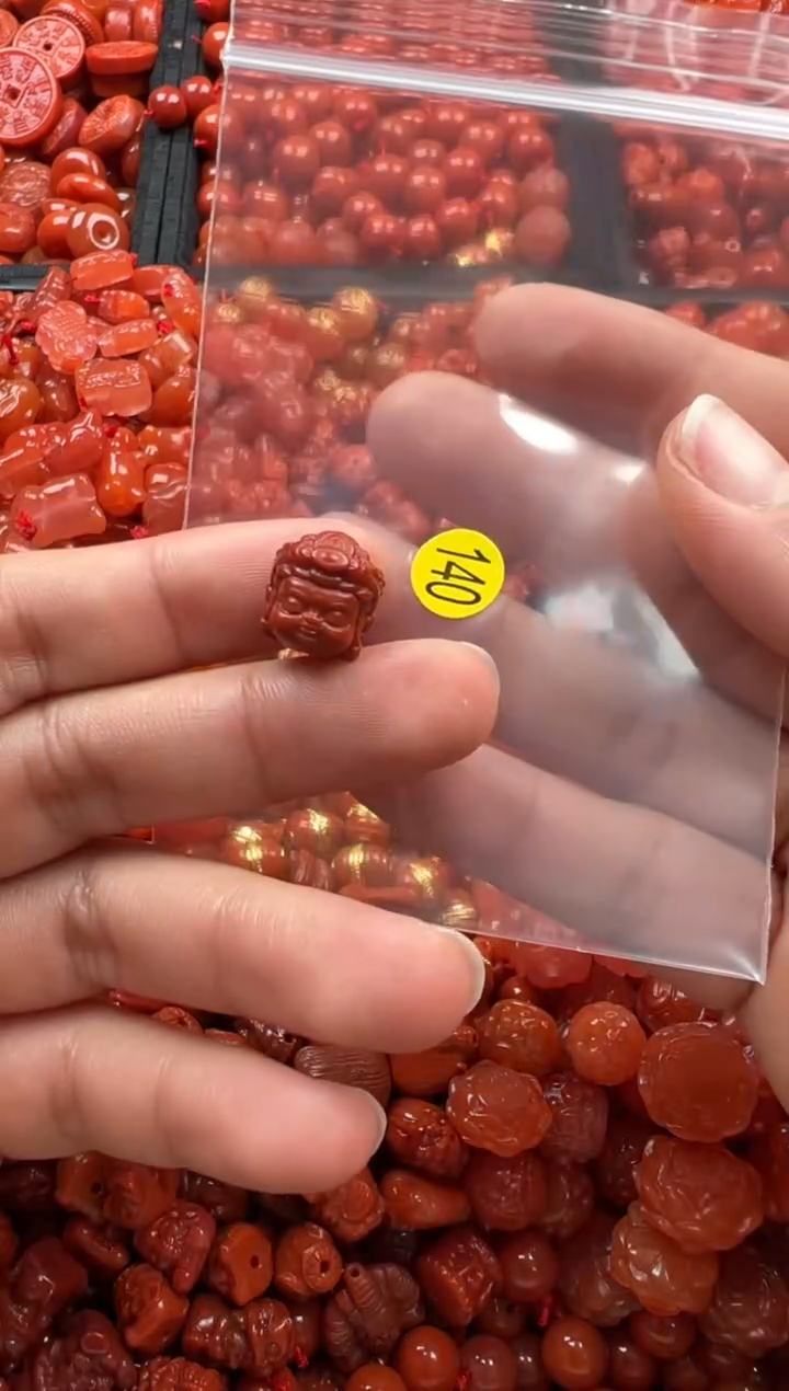 【闪购商品】南红玛瑙颈饰未镶嵌1