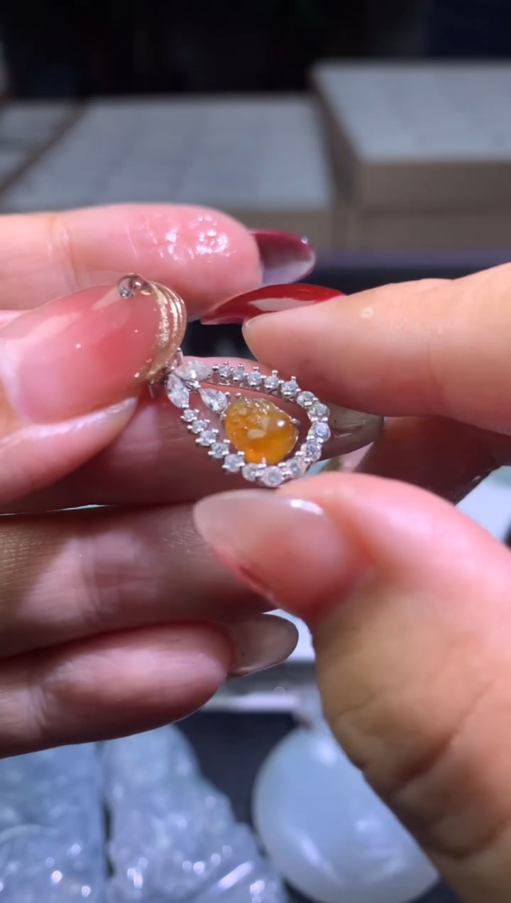 【闪购商品】翡翠颈饰银S925镶嵌净货