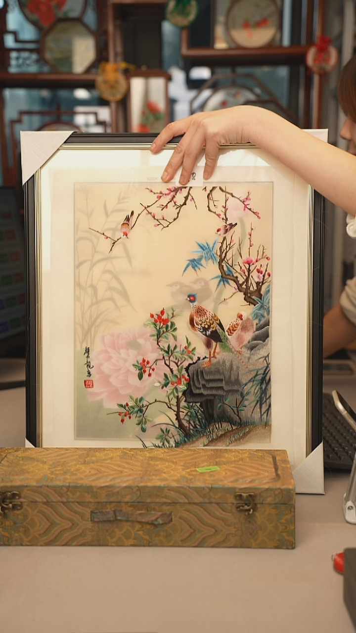 扇子苏绣绣片 30乘40