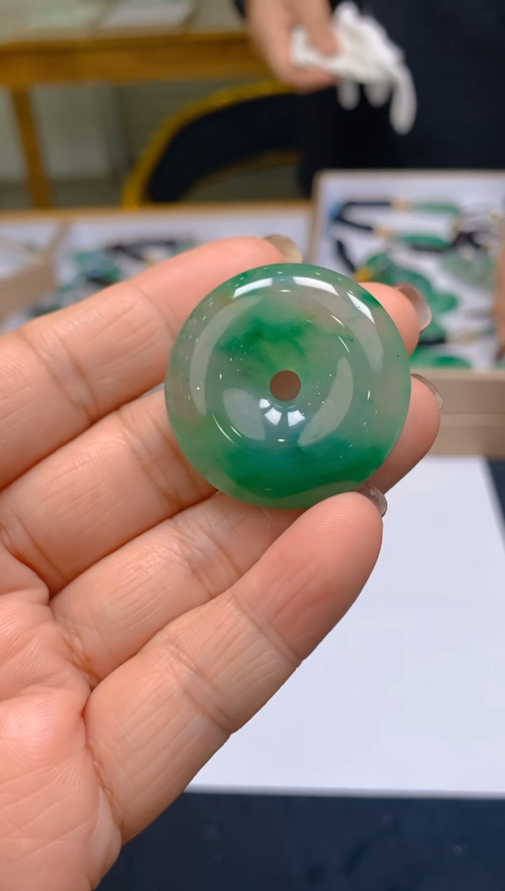 【闪购商品】石英质玉颈饰未镶嵌冰美人非洲翠002