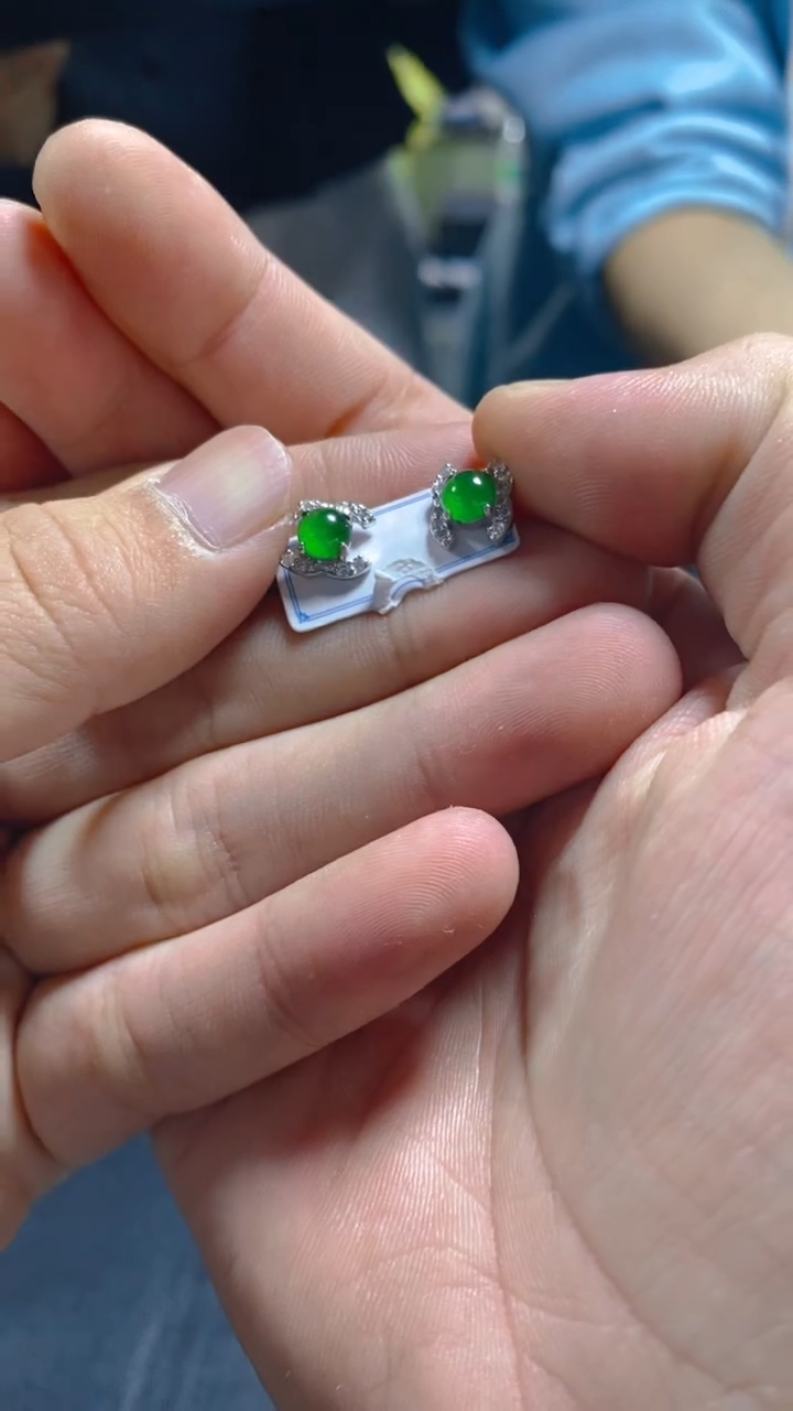 【闪购商品】翡翠耳饰未镶嵌0515049684多样性发一