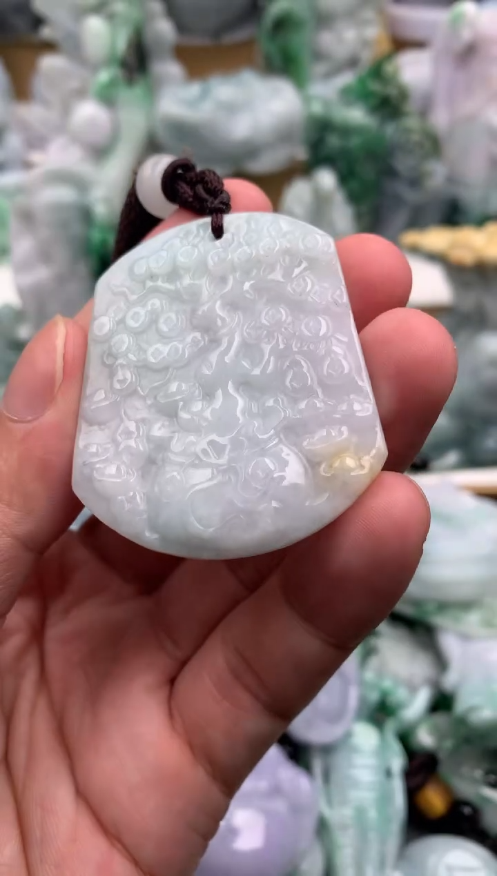 吊坠(不含链)未镶嵌翡翠1