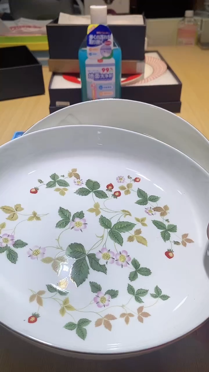 【闪购商品】瓷片锅碗瓢盆一件不剩